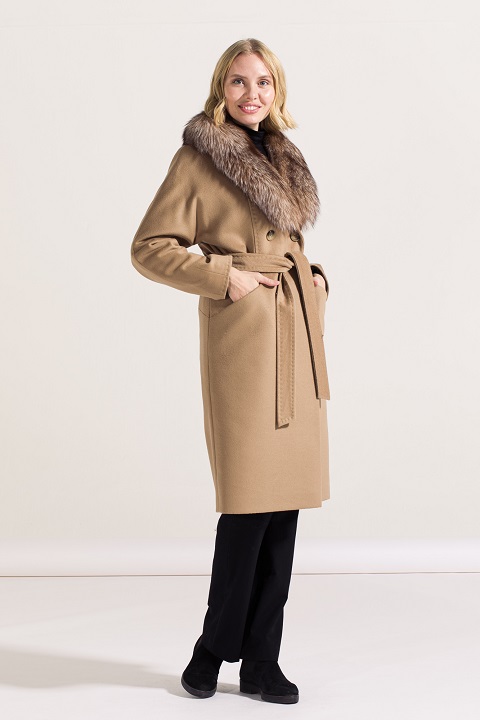 Утеплённое двубортное пальто О-850 - средней длины, цвет песочный